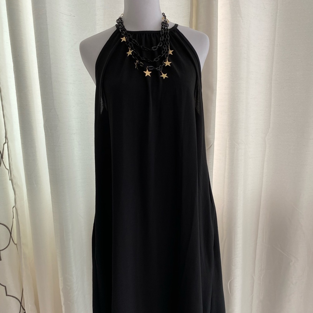 Little black dress Midi